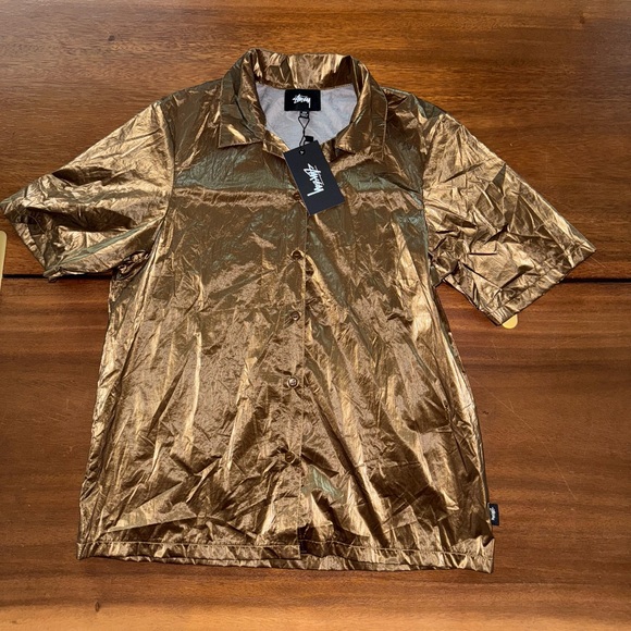 Stussy NWT Bronze Button Down Short Sleeve Shirt - Picture 1 of 9